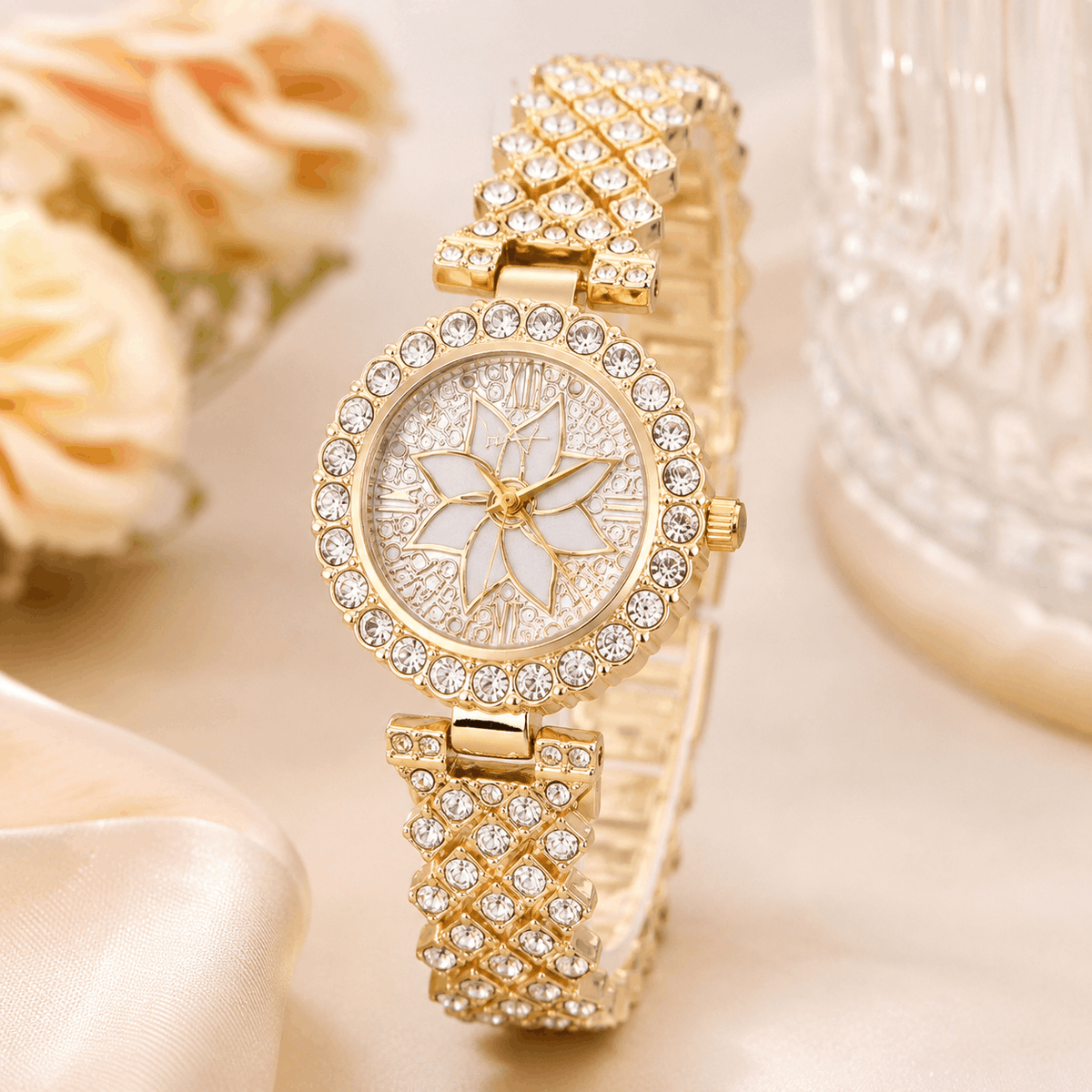 Luxury Women's Floral Crystal Quartz Watch – Elegant Rhinestone Bracelet